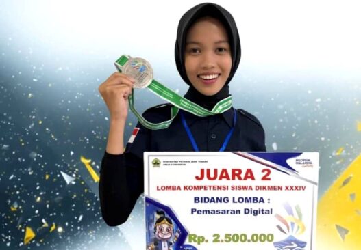 Neli Rahmawati Sabet Juara 2 Lomba LKS Jateng