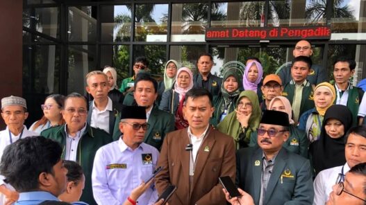 PBB Gugat SK Menkum ke PTUN