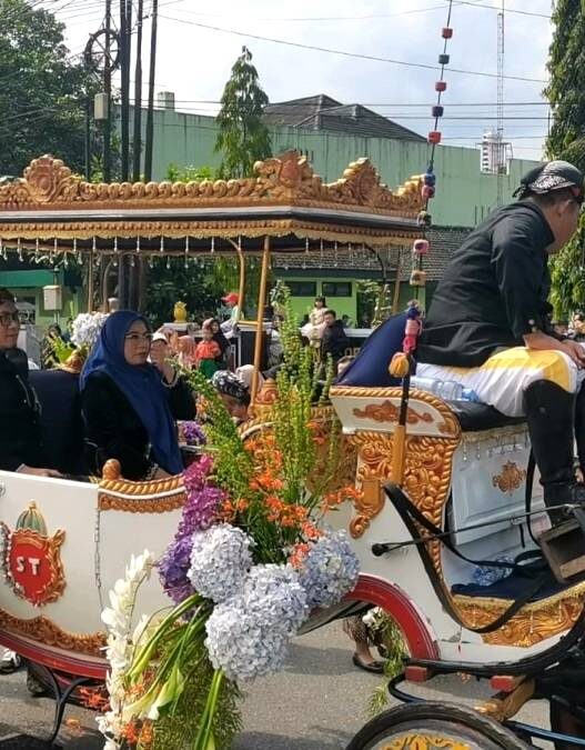 Pembagian 45.500 Dawet Ayu Gratis Masuk Rekor MURI