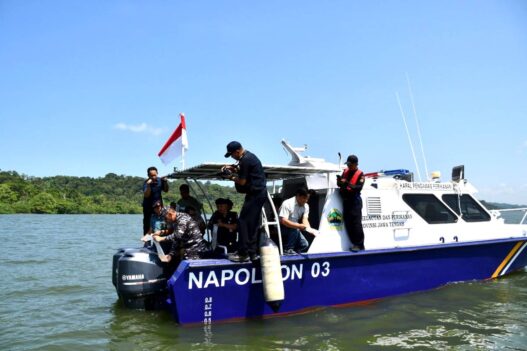 Ribuan Benih Lobster Dilepasliarkan