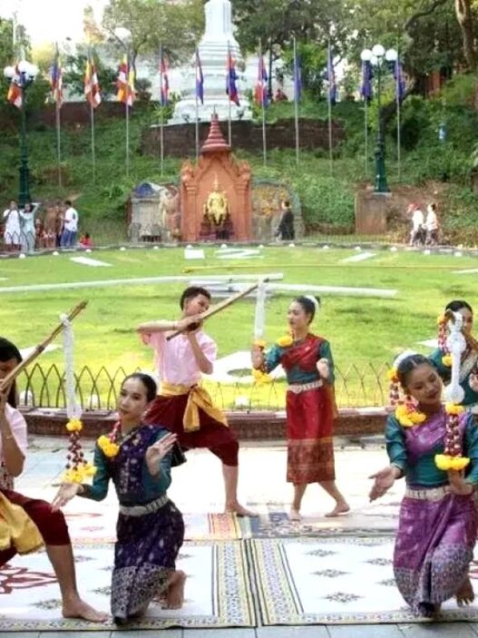 Ritual dan Atraksi Budaya Tahun Baru Kamboja
