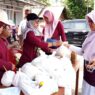Sembako Murah Diserbu Warga