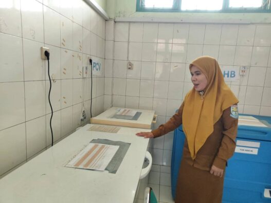 Stok Vaksin Aman hingga Dua Bulan