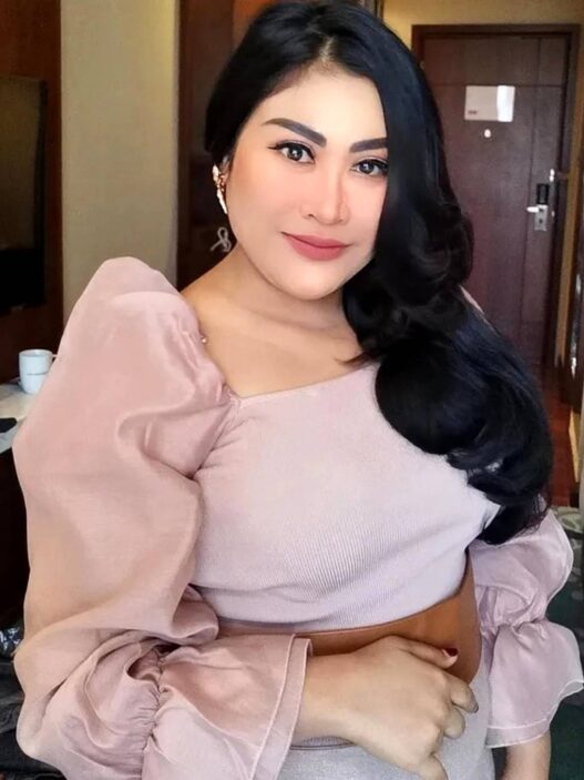 Sudah Resmi Bercerai