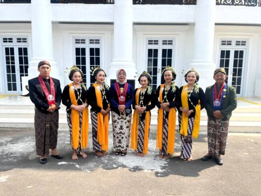 UKM Tari Gita Maheswari Curi Perhatian