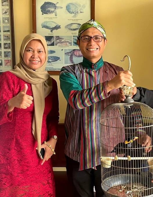 Warga Serahkan Burung Beo ke KSDA