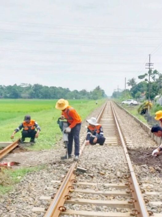 34 Titik Perlintasan KA Masih Berisiko