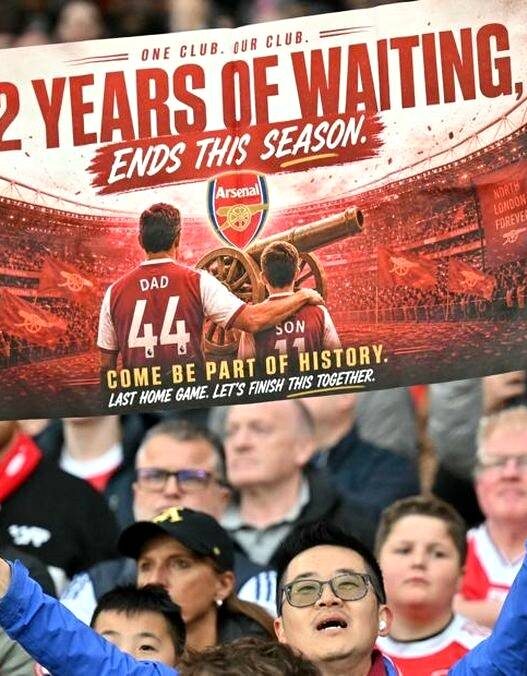 Arsenal Juara, London Berpesta