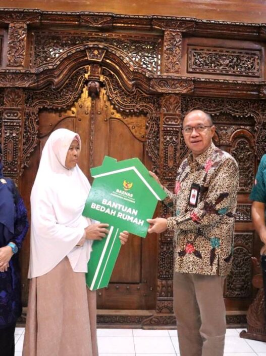 Bupati Serahkan 29 Rumah Layak Huni