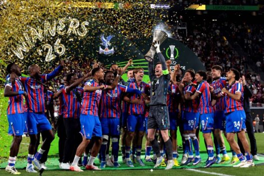 Crystal Palace Juara Conference League