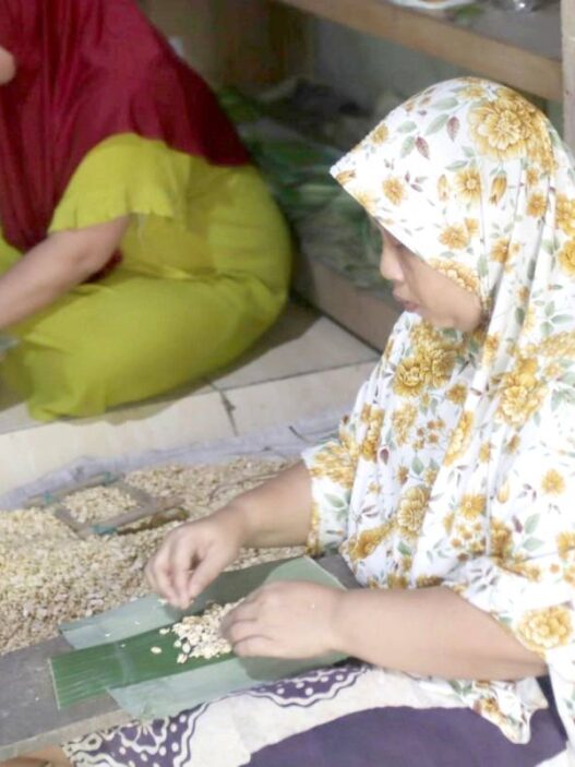 Dolar Naik Perajin Tempe Tertekan