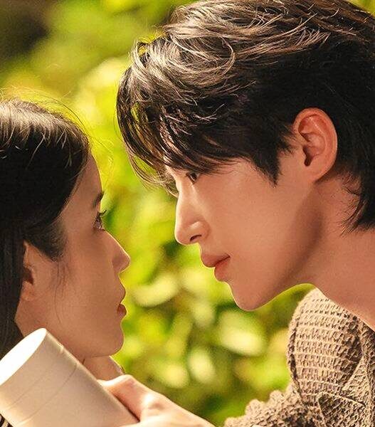 Drama Korea Perfect Crown Populer Pekan Ini