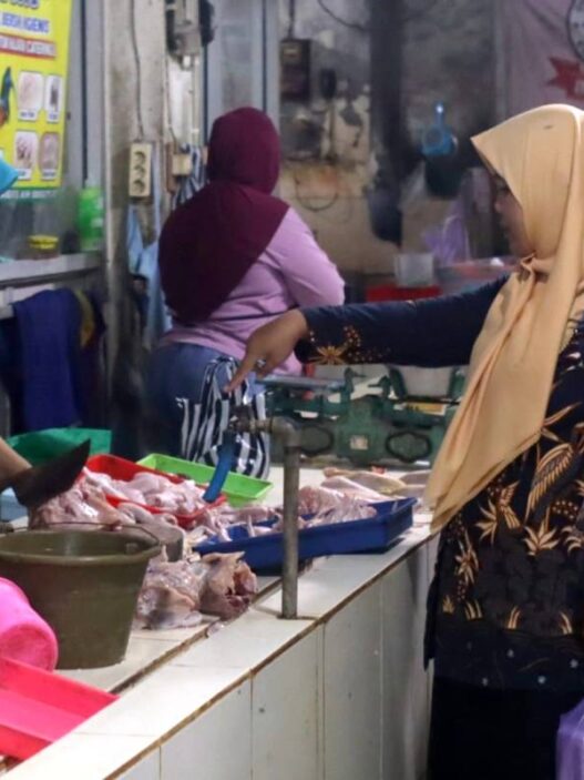 Harga Bahan Pokok Mulai Naik