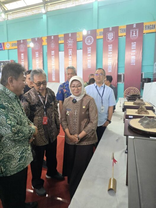 Ketika Batu Alam Jadi Karya Seni