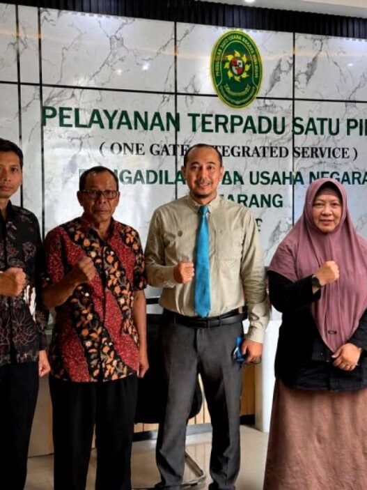 Pemberhentian Mantan Sekdes Kalisabuk Sah