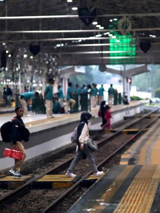 Penumpang Kereta Naik 57 Persen