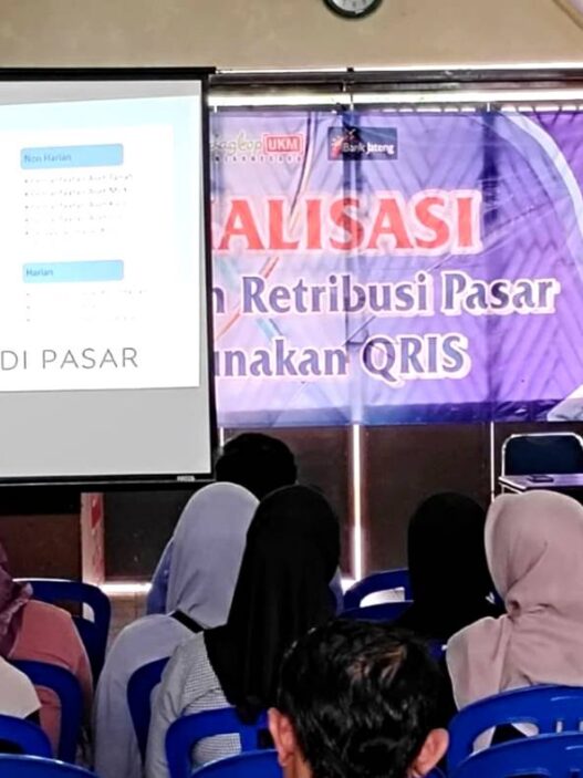 Retribusi Pasar Bayar Pakai QRIS