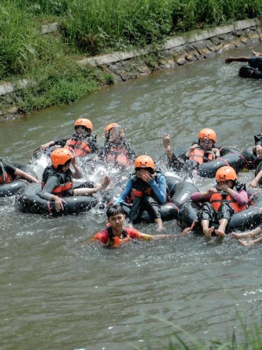 Wisata trirejo