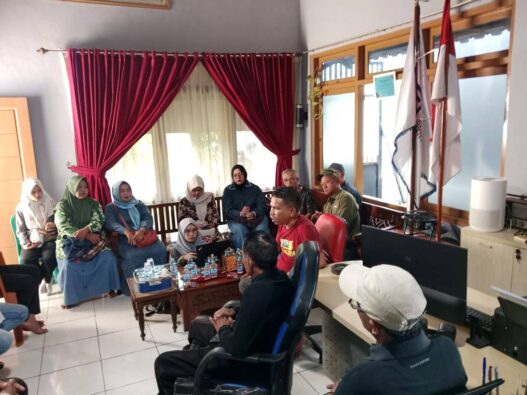 120 Pensiunan Habis Kesabaran