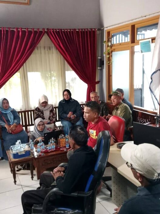 120 Pensiunan Habis Kesabaran