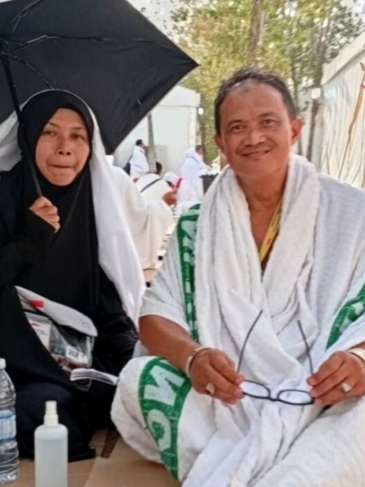 13 Tahun Menabung dari Gerobak Bubur Demi ke Baitullah