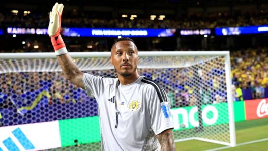 15 Save Dalam Satu Laga