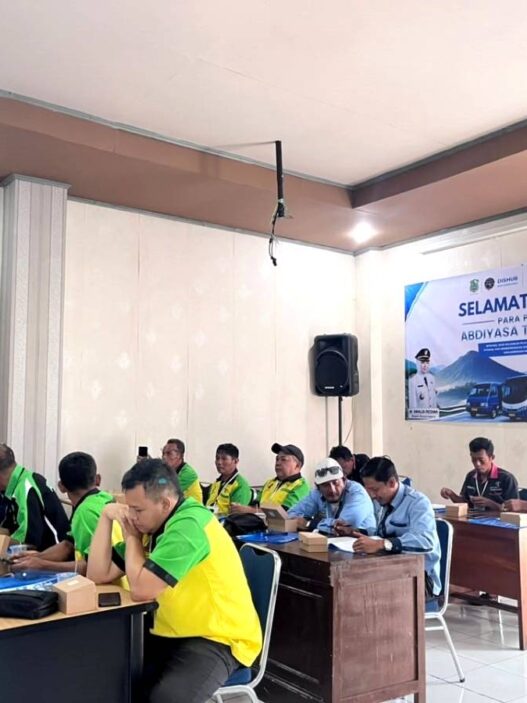 25 Sopir Berebut Predikat Pengemudi Teladan