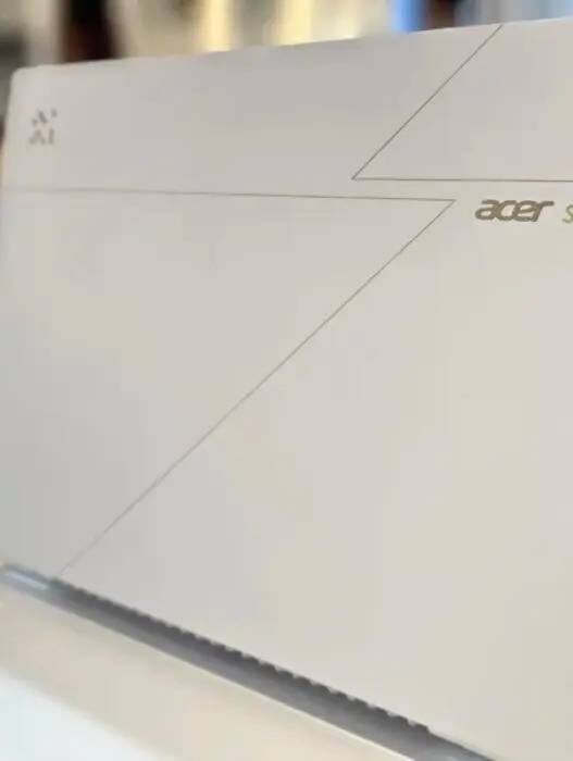 Acer Swift Edge 14 AI