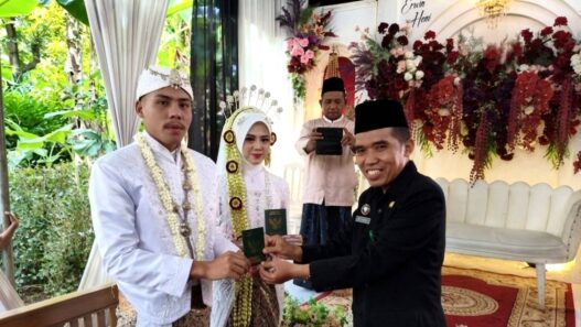 Angka Pernikahan Tembus 955 Pasangan