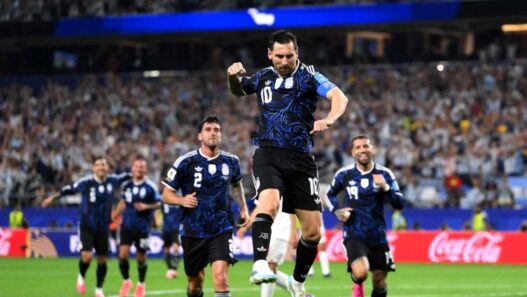 Argentina Sempurna di Grup J