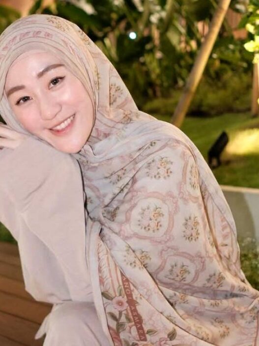Bantah Selingkuh