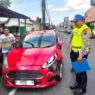 Brio Tabrak Mobil Parkir