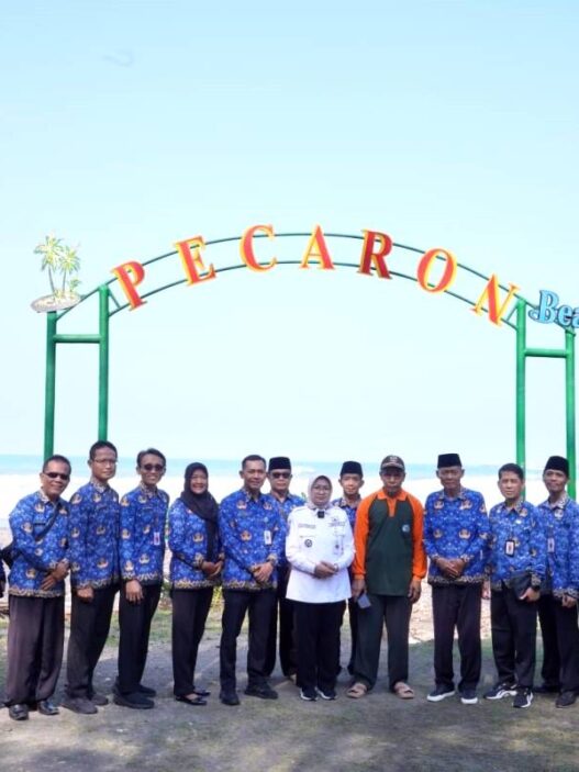 Bupati Minta Kades Ayah Fokus Tiga Program Prioritas
