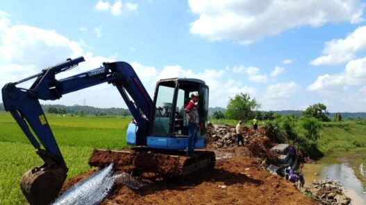 Dana Desa Menipis, Pembangunan Tertunda