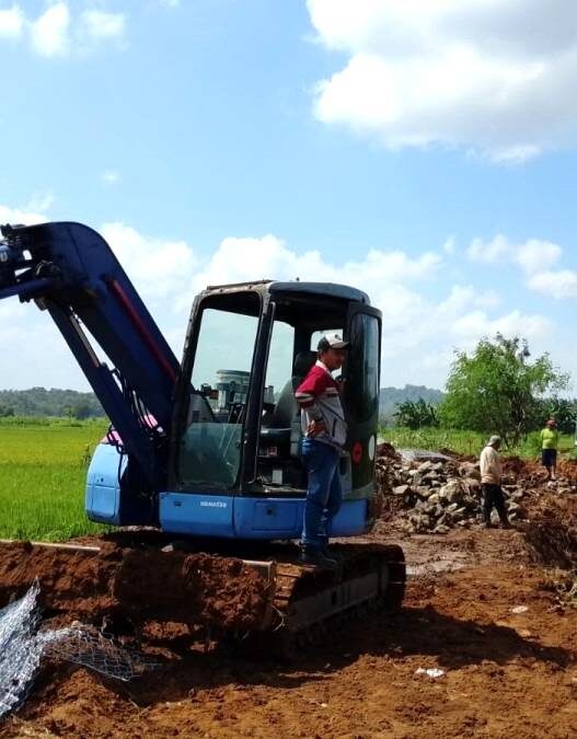 Dana Desa Menipis, Pembangunan Tertunda
