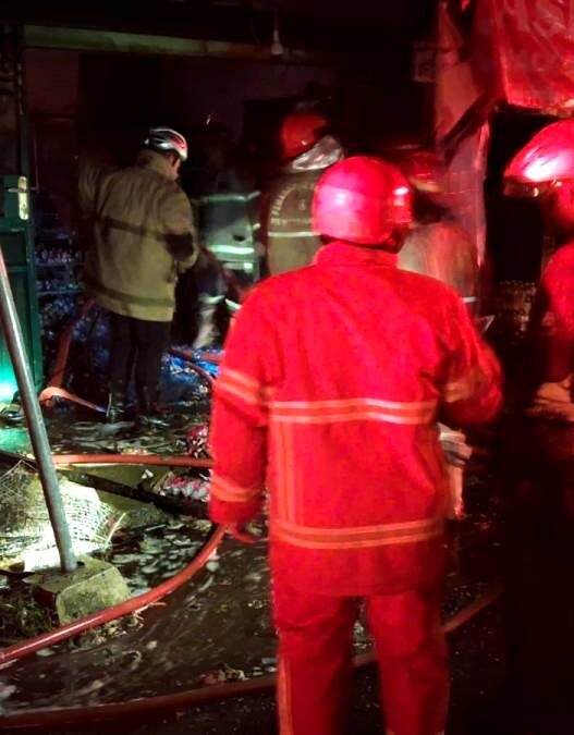 Diduga Korsleting, Dua Rumah Terbakar