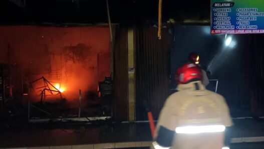 Dua Ruko di Bantarsari Terbakar