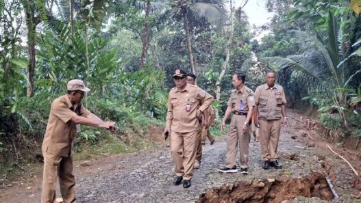 Empat Dusun Alami Tanah Bergerak