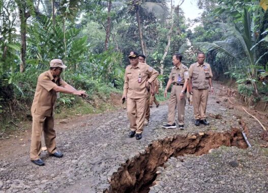 Empat Dusun Alami Tanah Bergerak