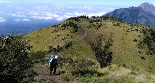 Gunung Merbabu Ditutup