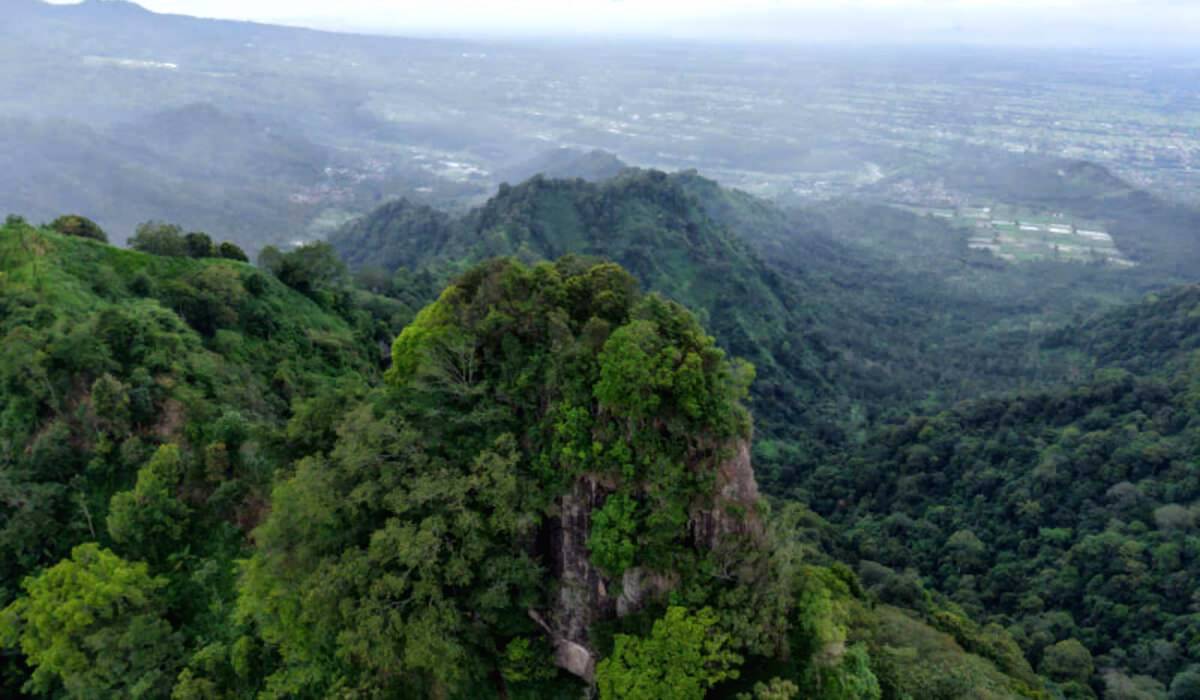 Gunung Selokurung