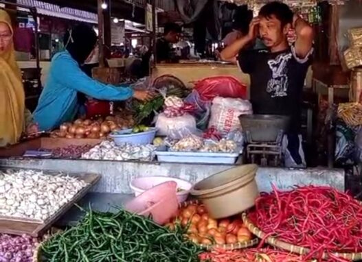 Harga Cabai dan Bawang Merah Naik Lagi