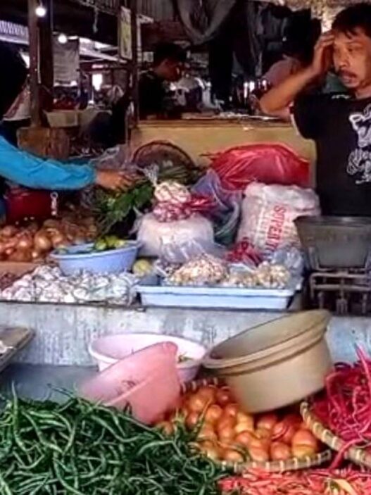 Harga Cabai dan Bawang Merah Naik Lagi