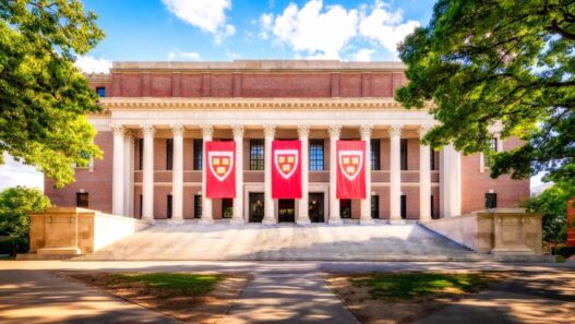 Harvard List Program Studi Yang Kehilangan Daya Saing