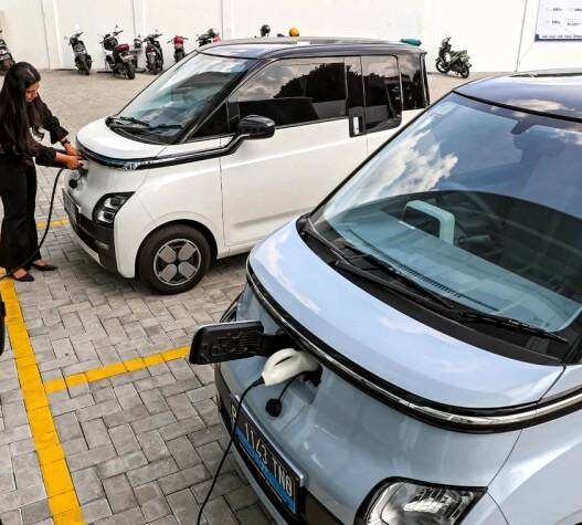 Insentif Mobil Listrik Belum Berlaku Juli