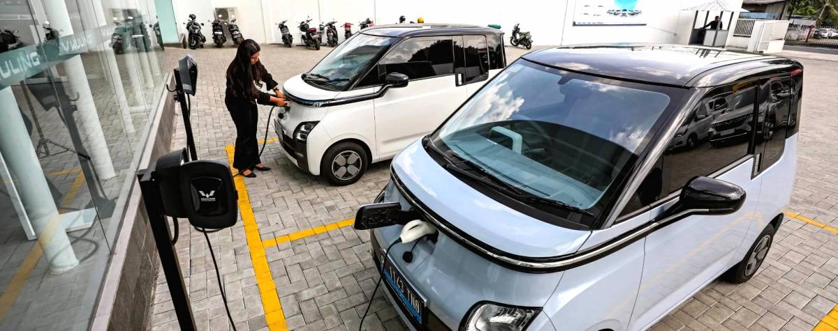 Insentif Mobil Listrik Belum Berlaku Juli