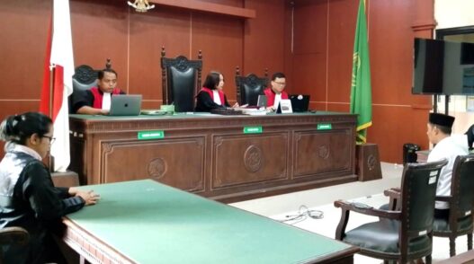 Jaksa Tetap Tuntut Enam Tahun Penjara