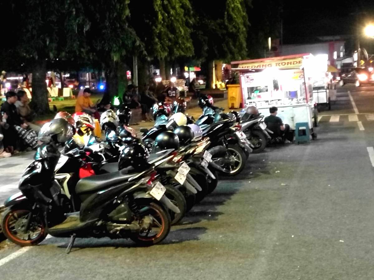 Jukir Liar Beroperasi Setiap Malam