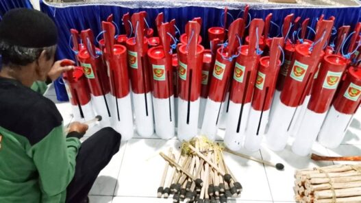 Kentong Merah Putih Hidup Lagi