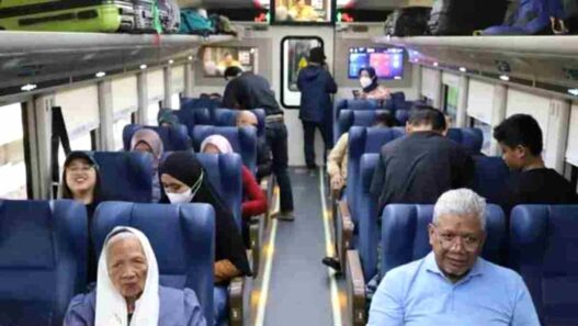 Kereta lansia